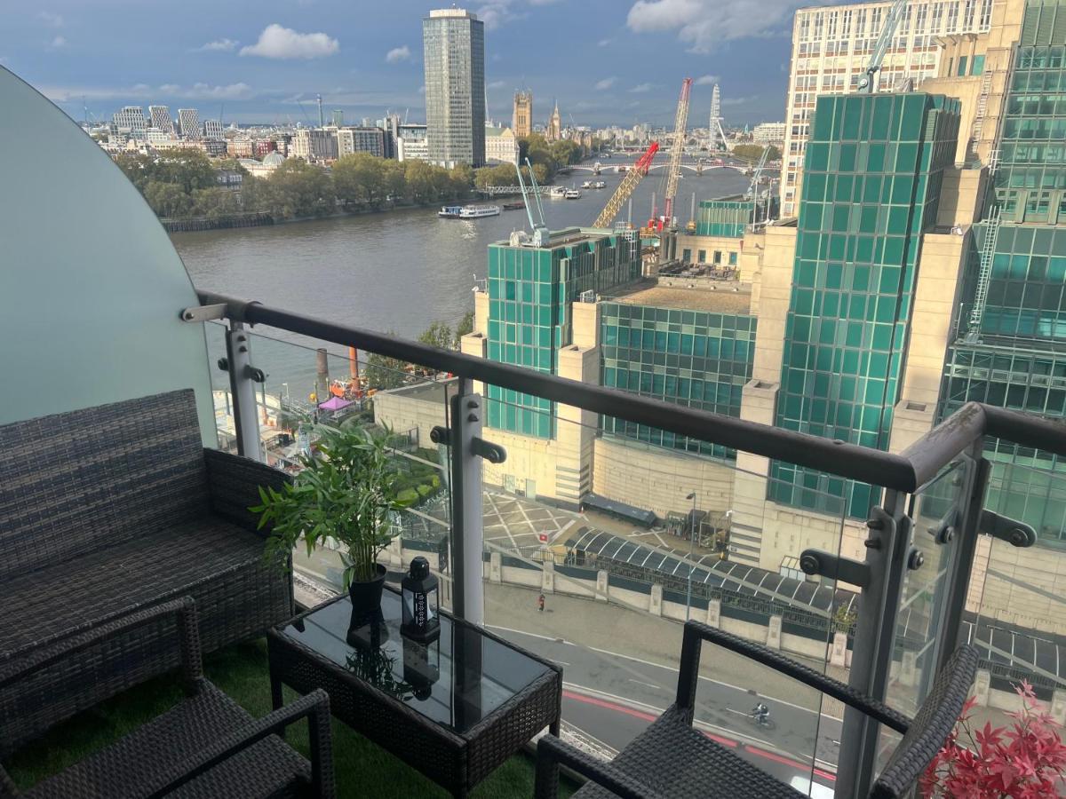 St George Thames Apartment Londen Buitenkant foto