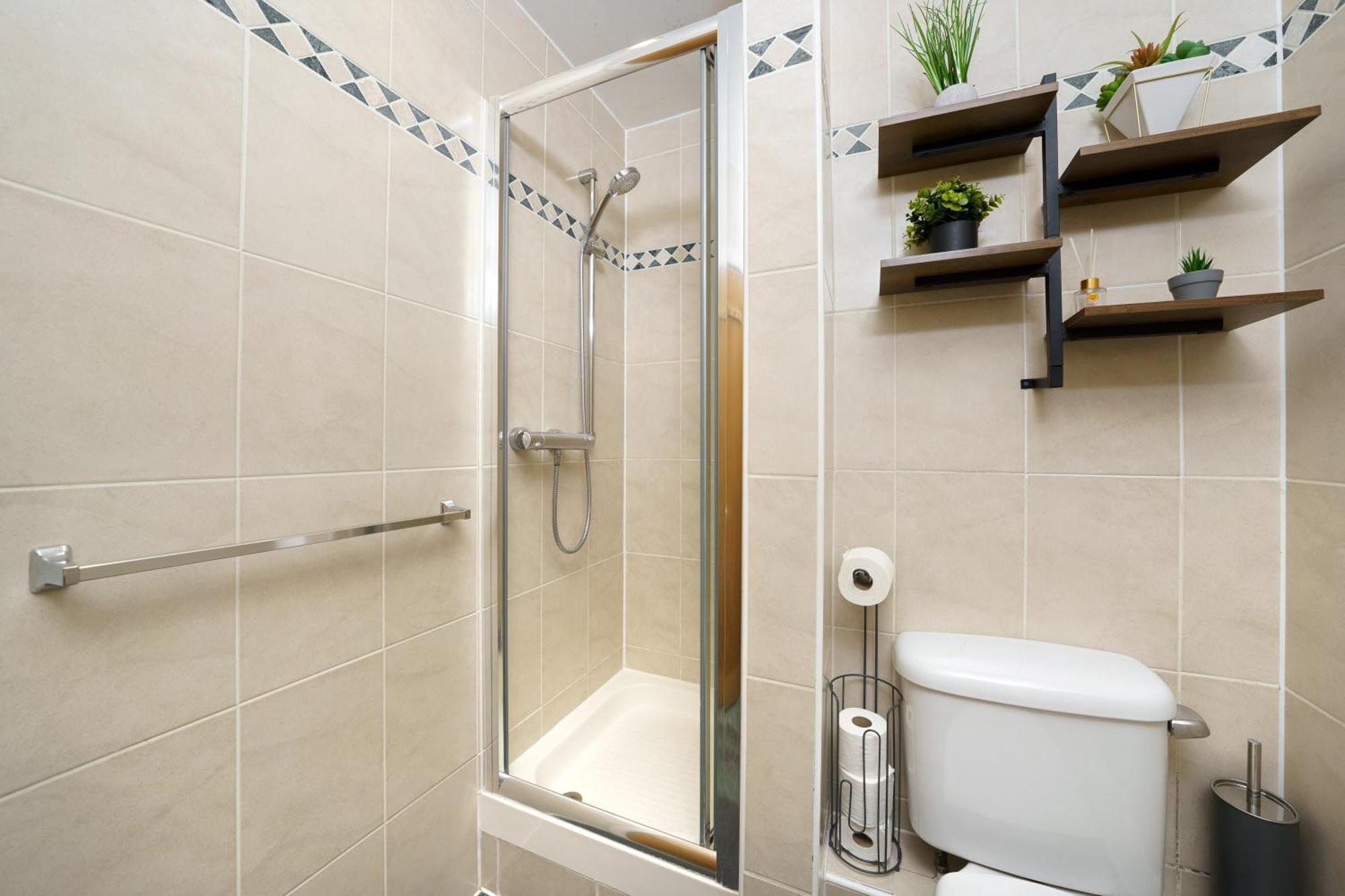 St George Thames Apartment Londen Buitenkant foto
