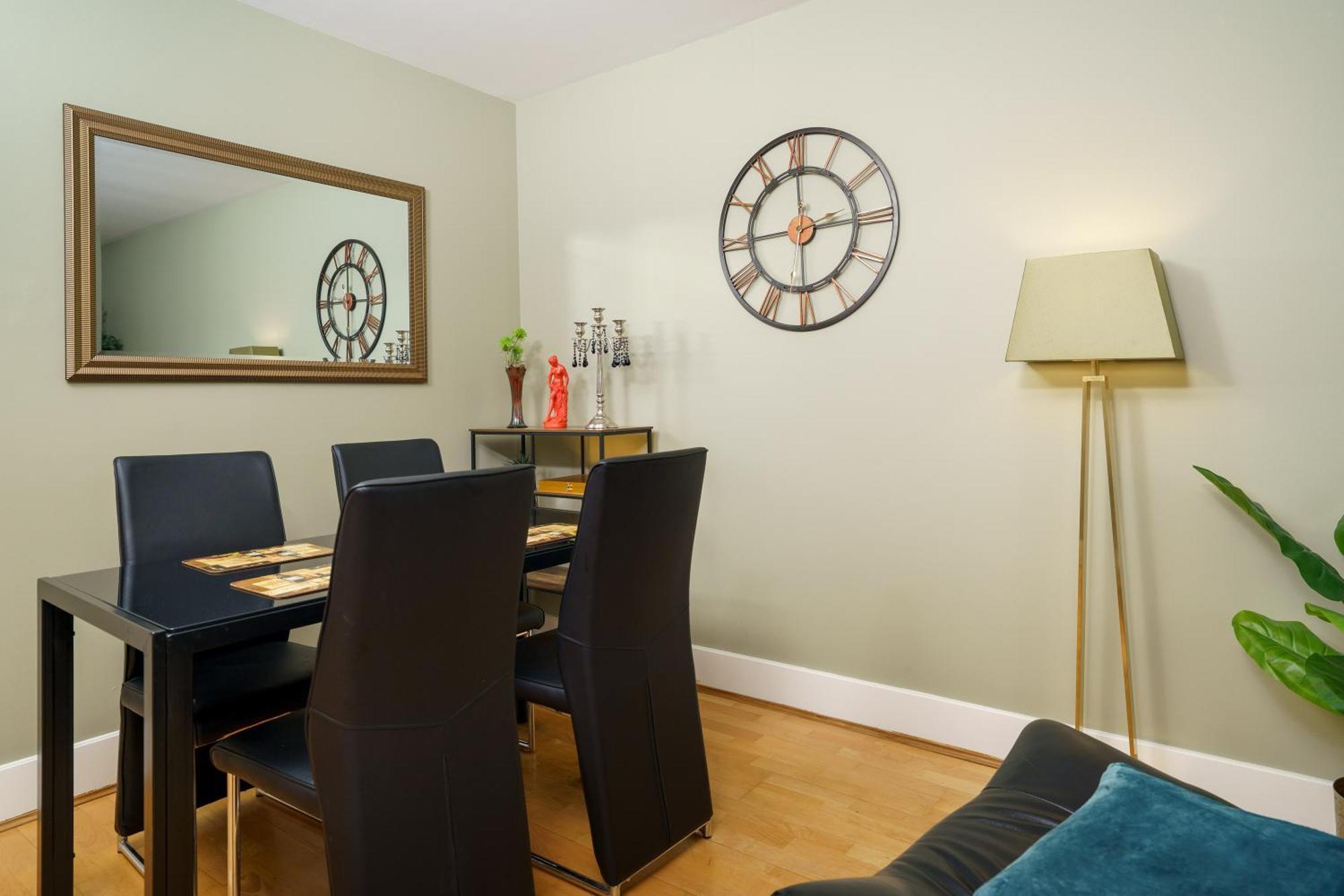 St George Thames Apartment Londen Buitenkant foto